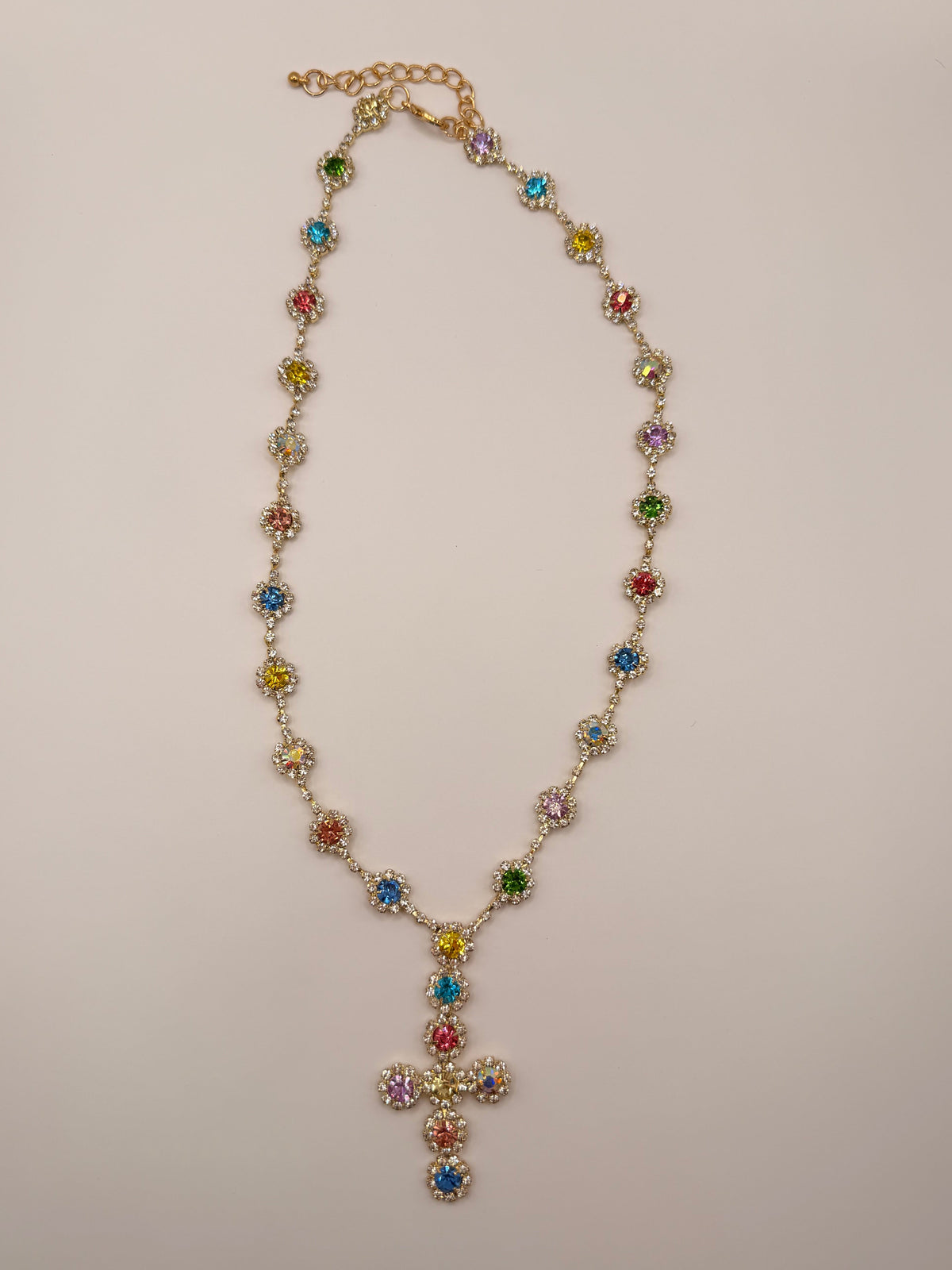 SACRED CHOKER