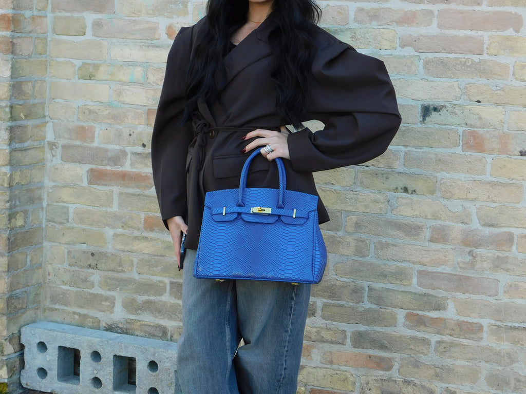 ELECTRIC BLUE PHYTON 30cm