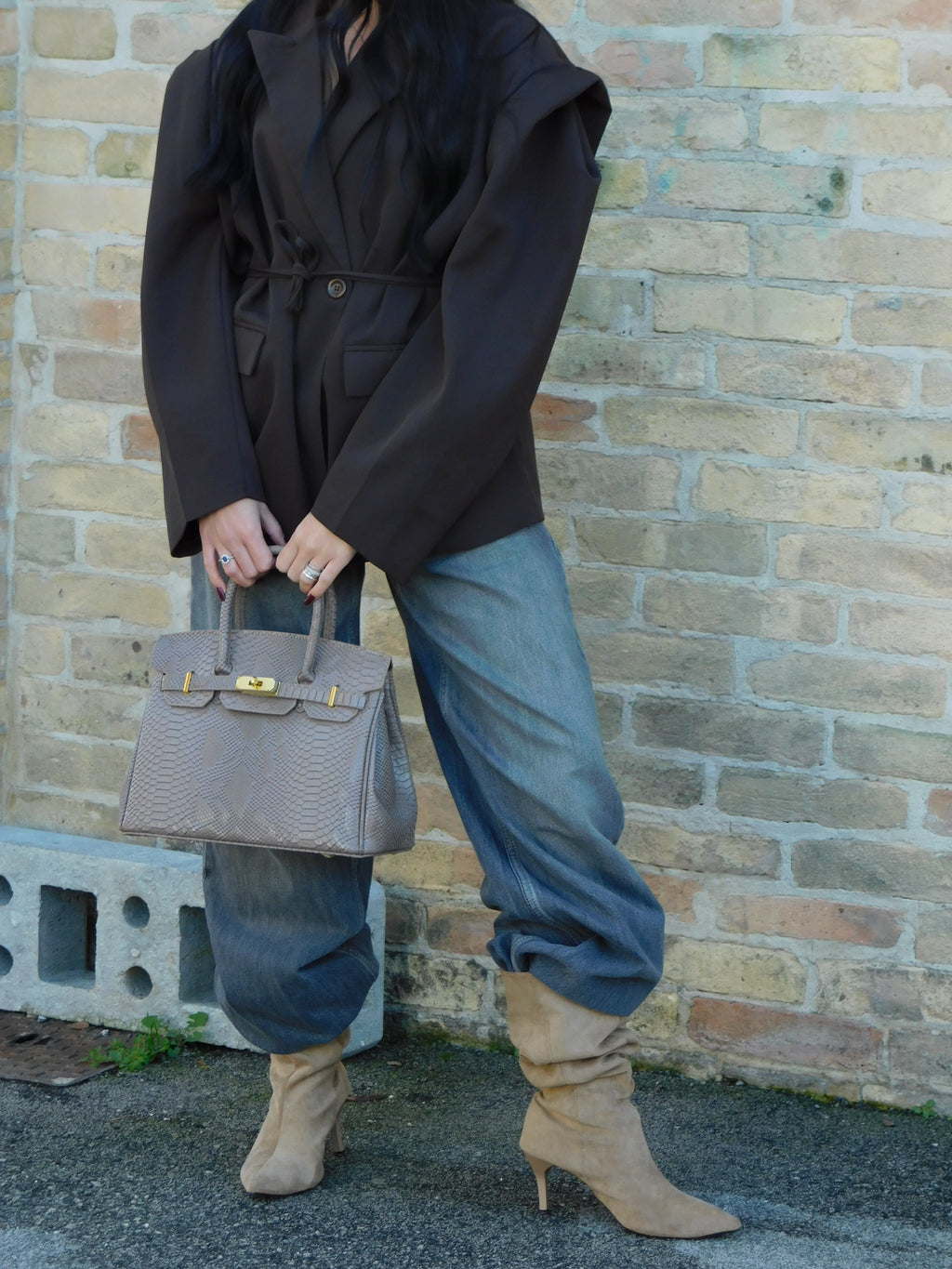 Taupe Sophistication 30cm