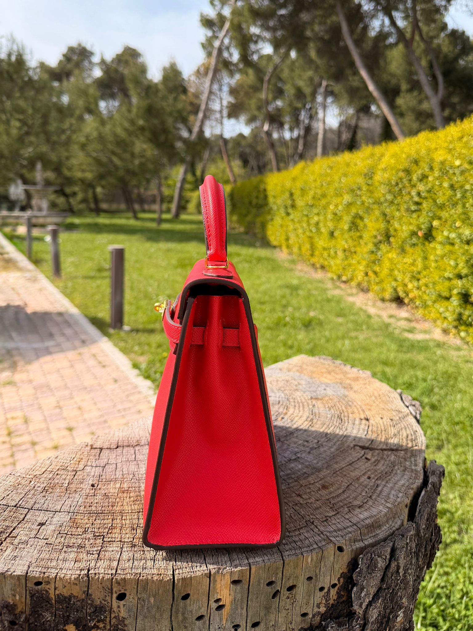 KENNEDY 25 SCARLET
