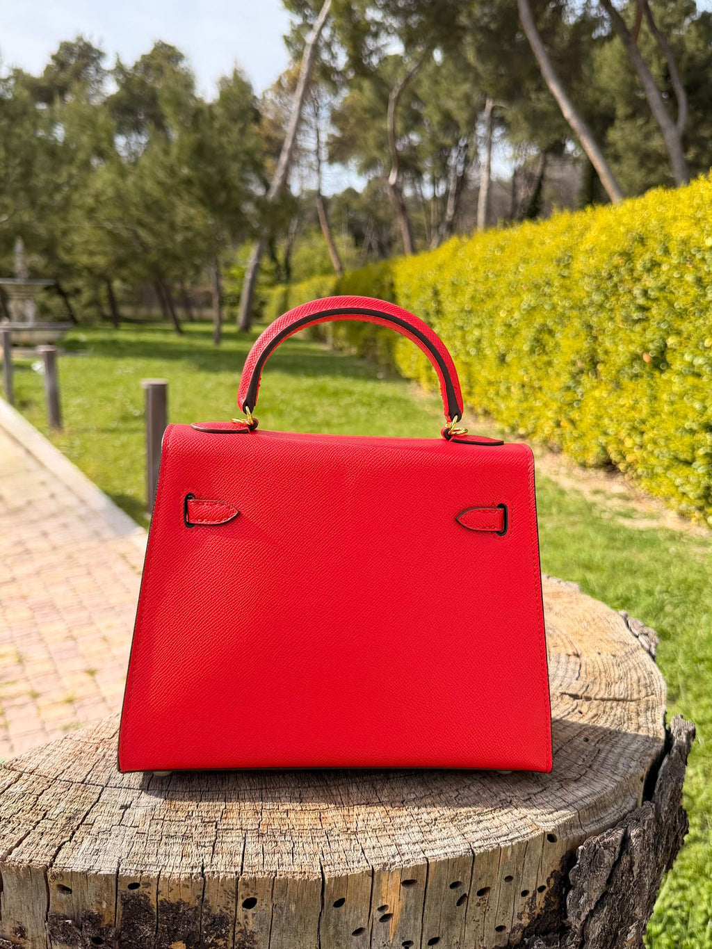 KENNEDY 25 SCARLET